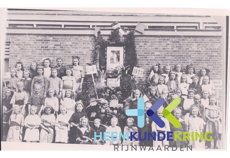 Herwen 1923 Koninginnedag Coll. HKR. (2)